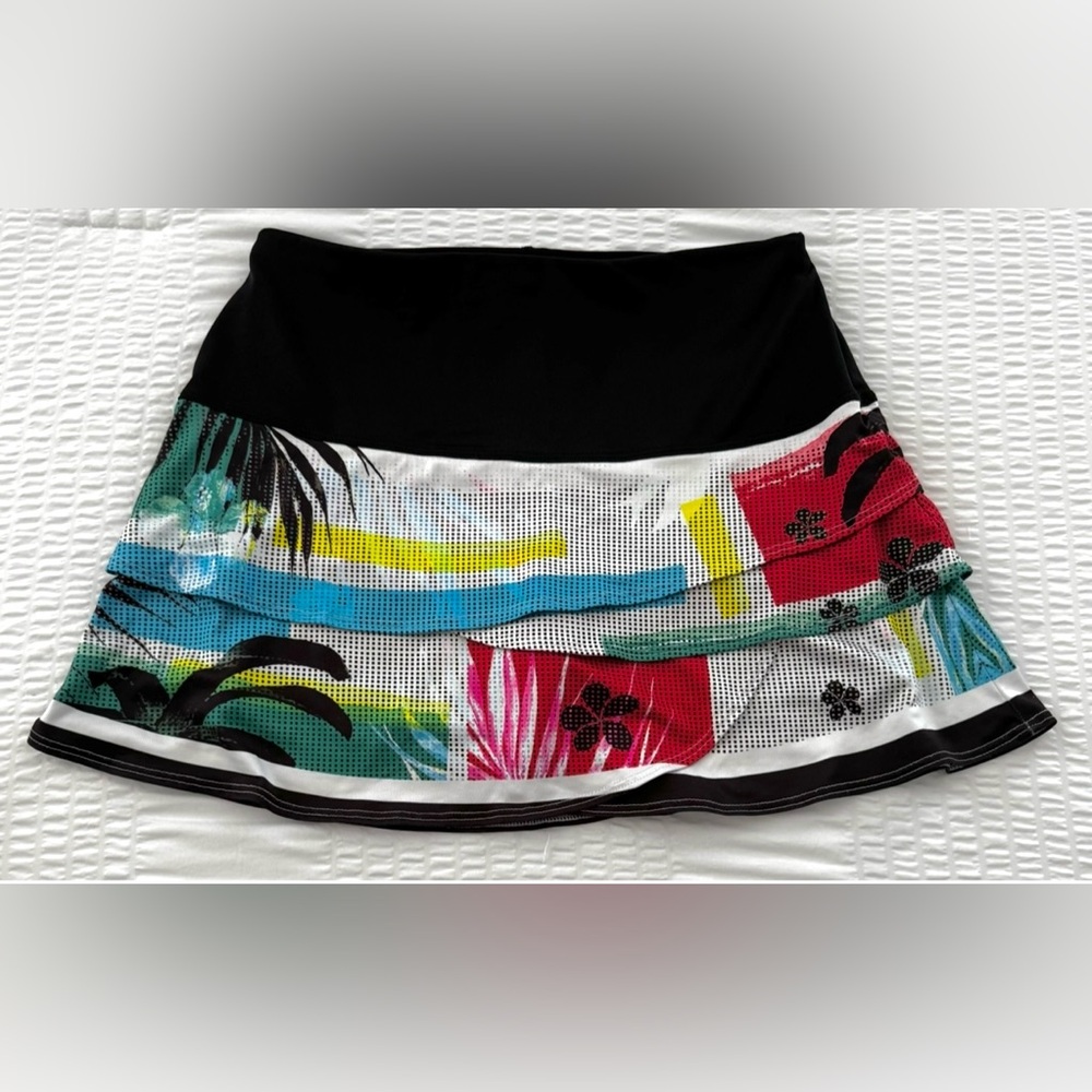 Lucky in Love Women's Size S Core Scallop Skort Multicolor Dot Print